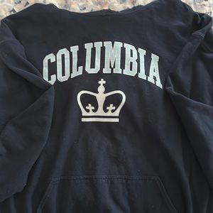 Columbia sweatshirt